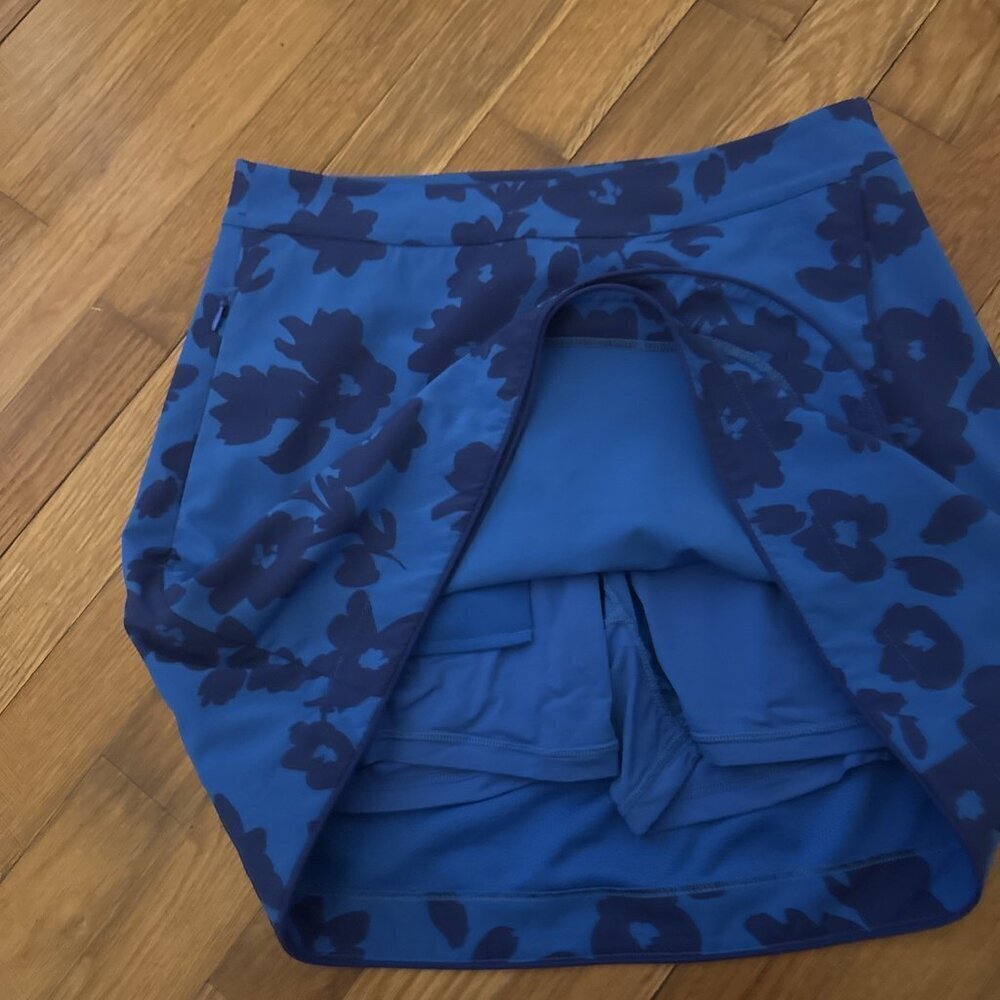 G/Fore G4 Women's Golf Skort Tonal Floral Wrap Print Surf Blue Size 2 - Picture 2 of 5